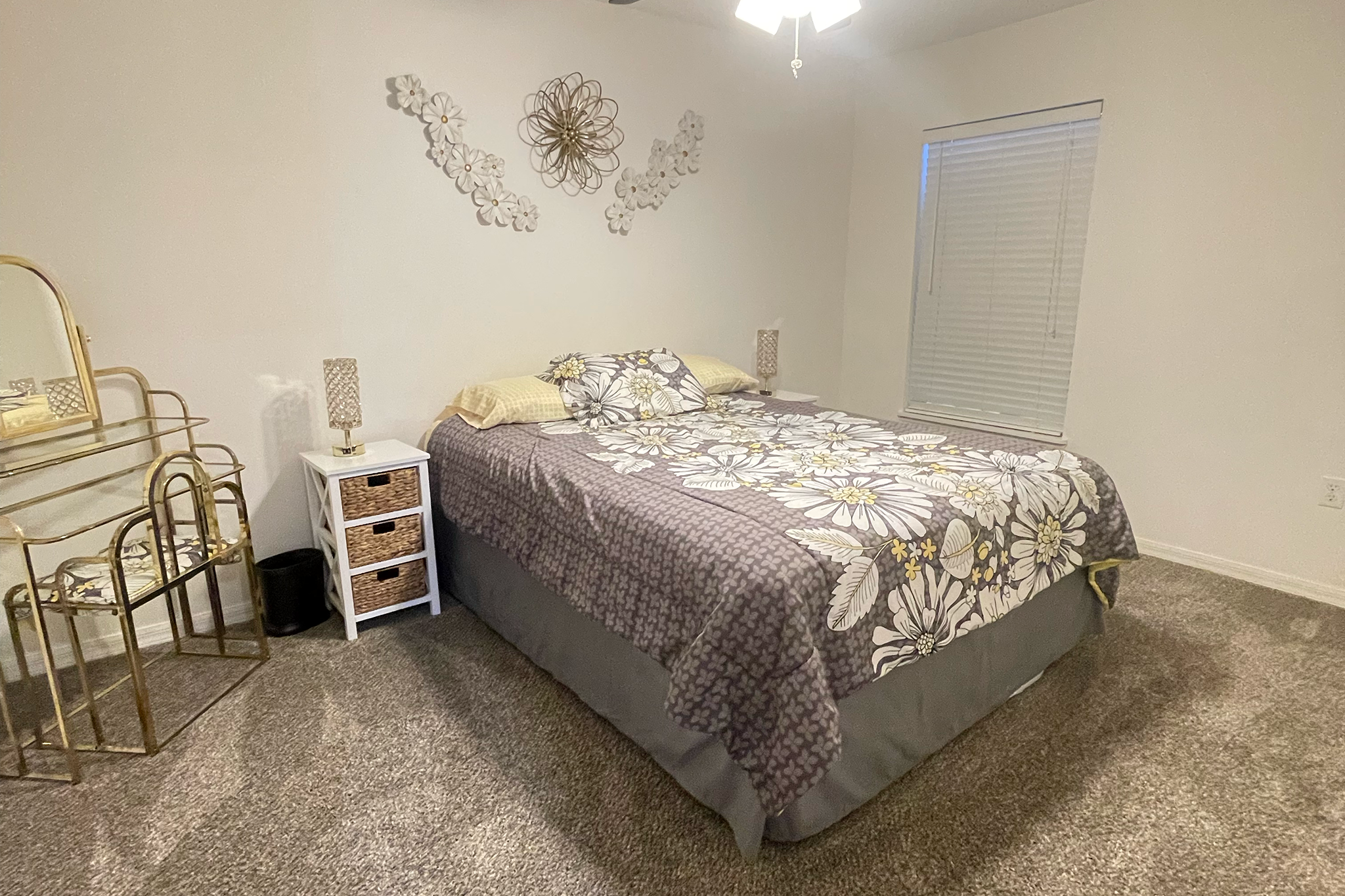 bedroom1